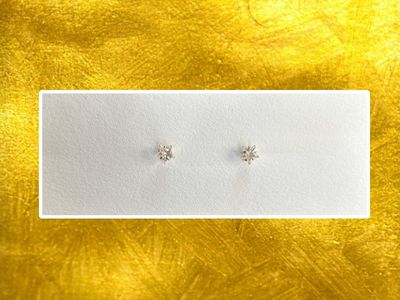 STAR STUD EARRINGS -- GOLD (BANTER BY PIERCING PAGODA)