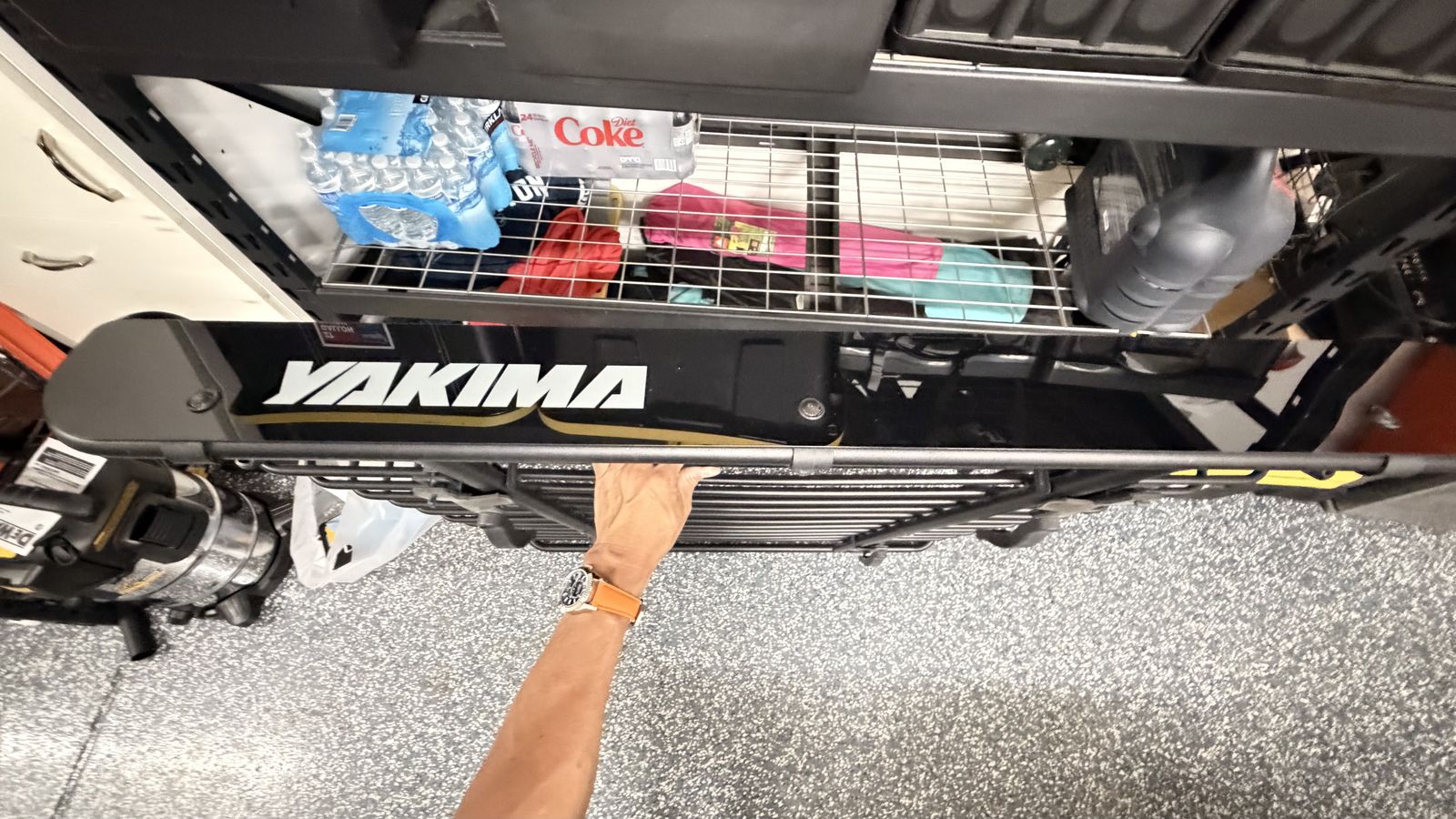 Yakima Megawarrior car top basket