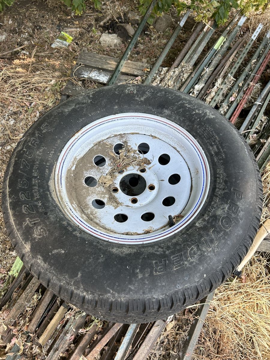 Trailer tires 5 lug 225/75R15