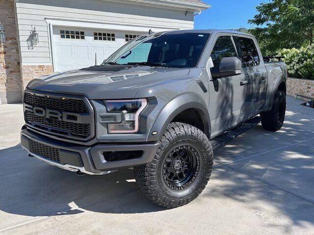 2020 Ford F-150 Raptor