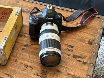 Canon EOS 1-D X
