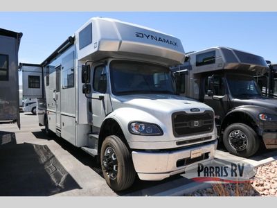 New 2027 Dynamax Europa 32KD