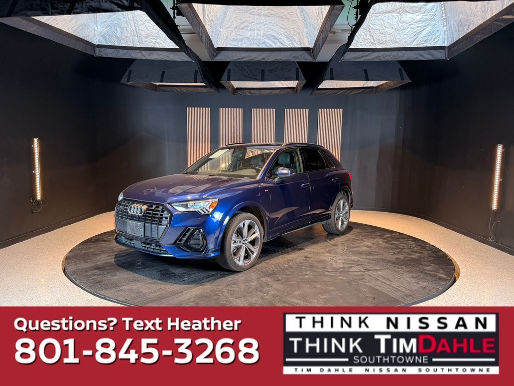 2021 Audi Q3 quattro S line Prem Plus 45 TFSI