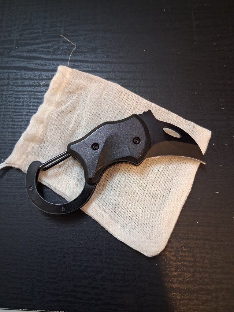Black Folding Karambit Pocket Knife with Carabiner Clip and Storage Pouch