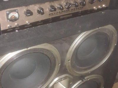 Behringer Ultrabass BX4410 450-Watt 4x10 Bass Combo Amplifier