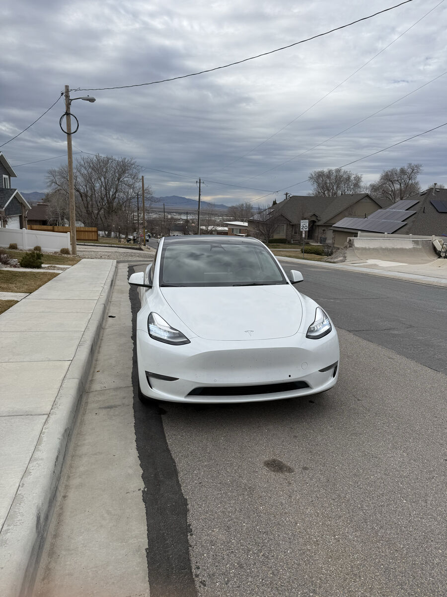 2022 TESLA MODEL Y Long Range