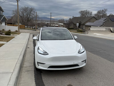 2022 TESLA MODEL Y Long Range