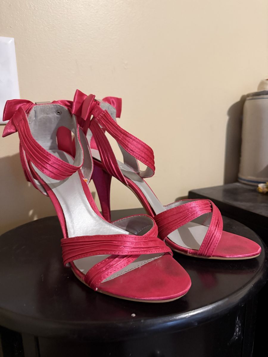 Charlotte Russe Pink Satin Heeled Sandals with Bow Detail - Women's Size 7.5