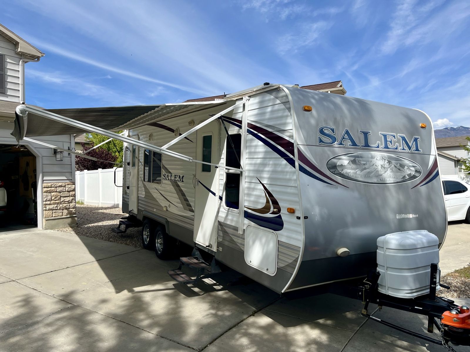 2012 Salem 22RKS camping trailer