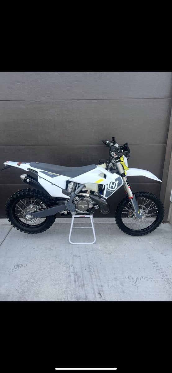 2022 Husqvarna 300 TE