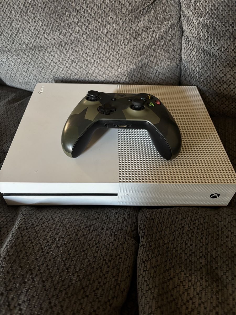 Xbox One S
