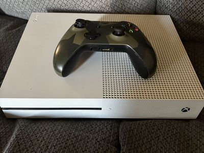 Xbox One S