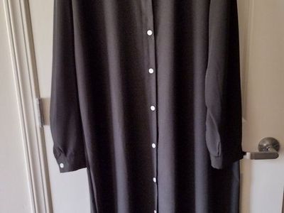 Unbranded Black Long Sleeve Button-Down Maxi Shirt Dress - Size 5XL