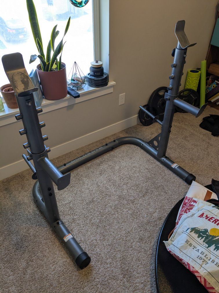 Marcy Club Weight Bench, Gold's Gym adjustable Squat/press Rack, 300 lb total plates, 45lb bar. Full Home Gym Set