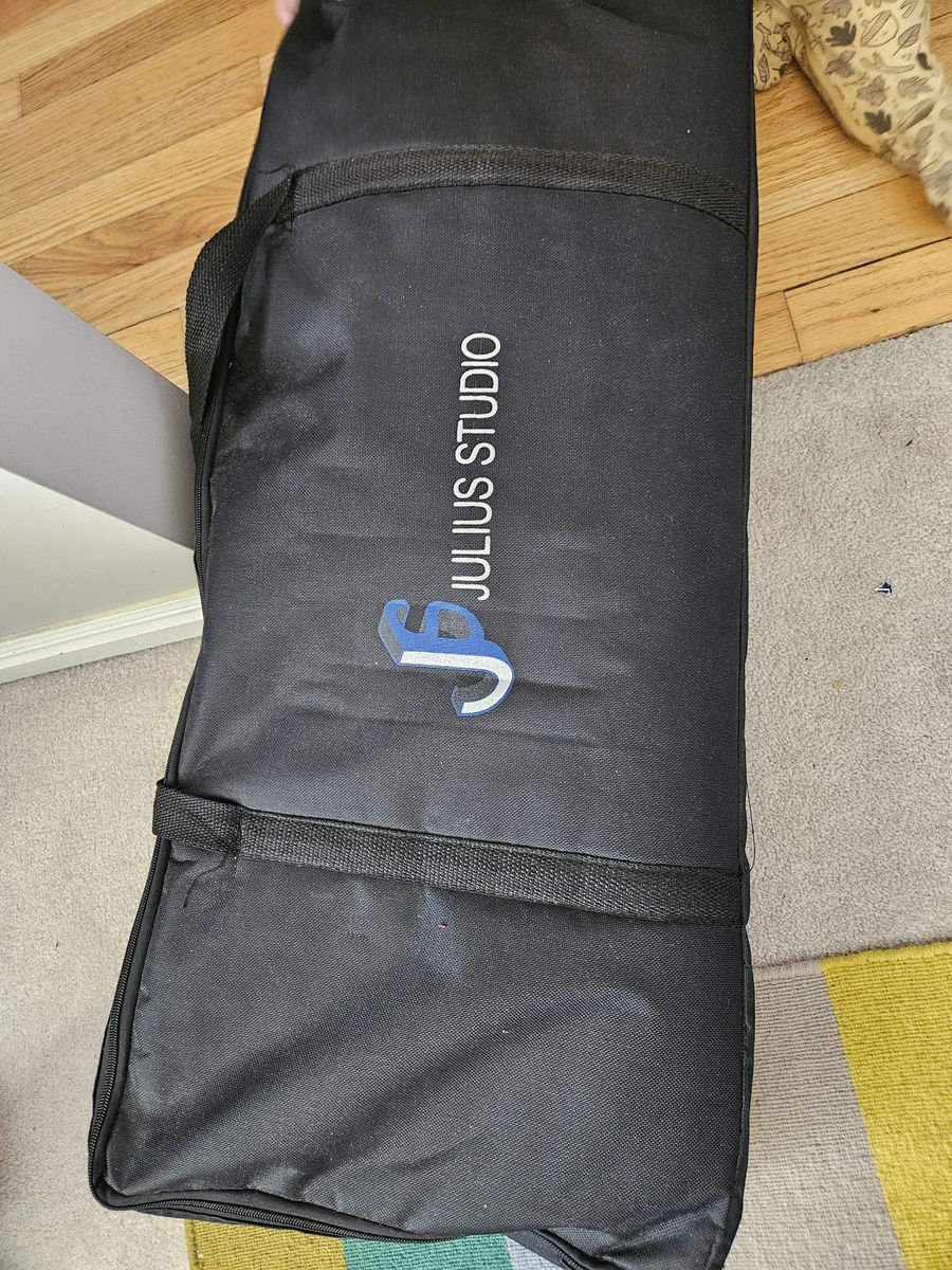 Julius studio photography continuous lighting kit and carry bag