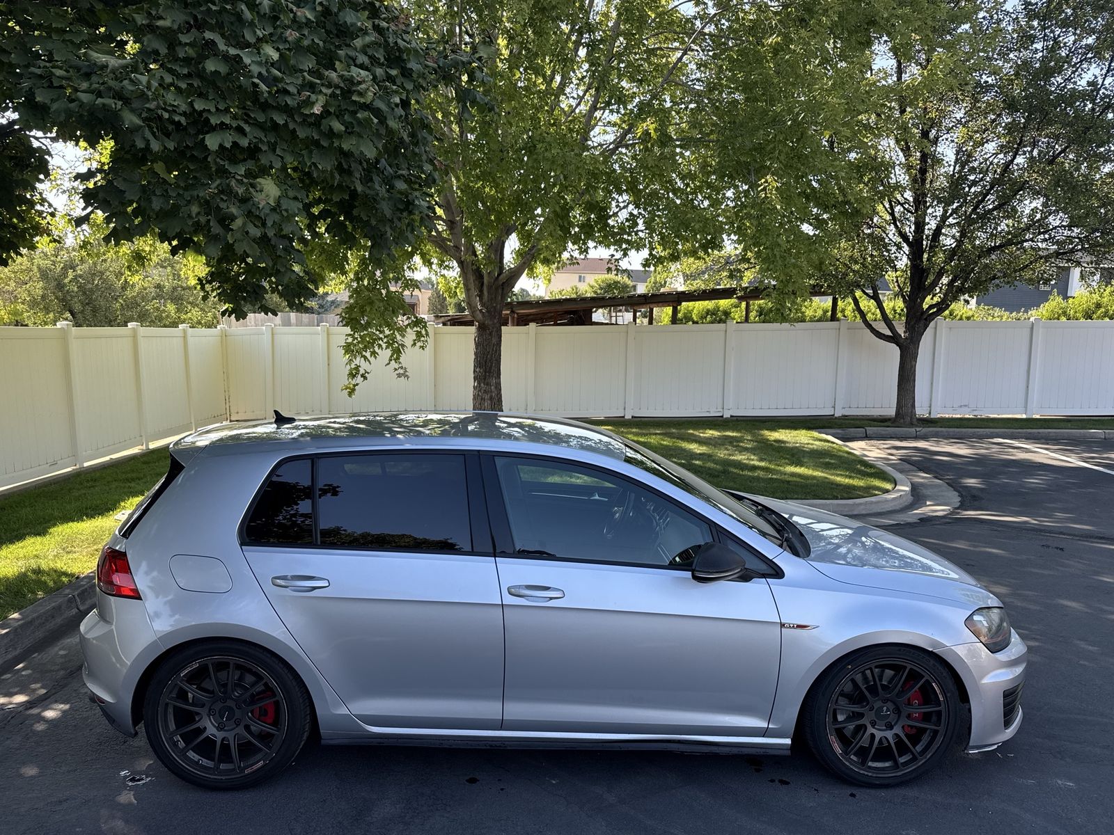 2017 Volkswagen Golf GTI S
