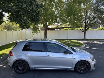 2017 Volkswagen Golf GTI S