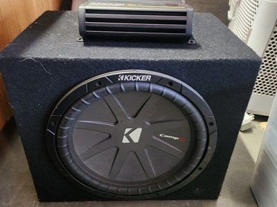 Kicker Amp and Sub combo