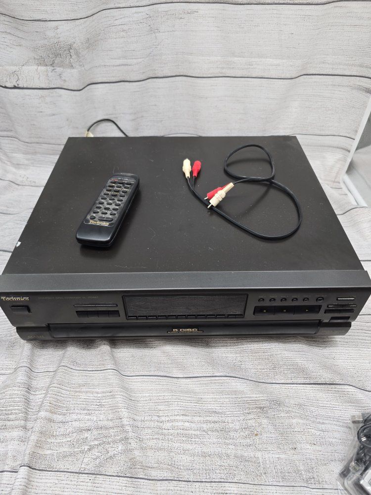Technics SL-PD887 5-Disc  Changer System CD Player with Remote