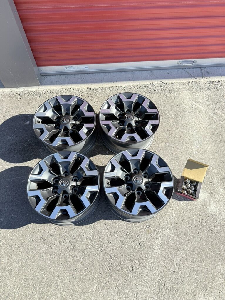 Toyota Tacoma Rims 16” Like new