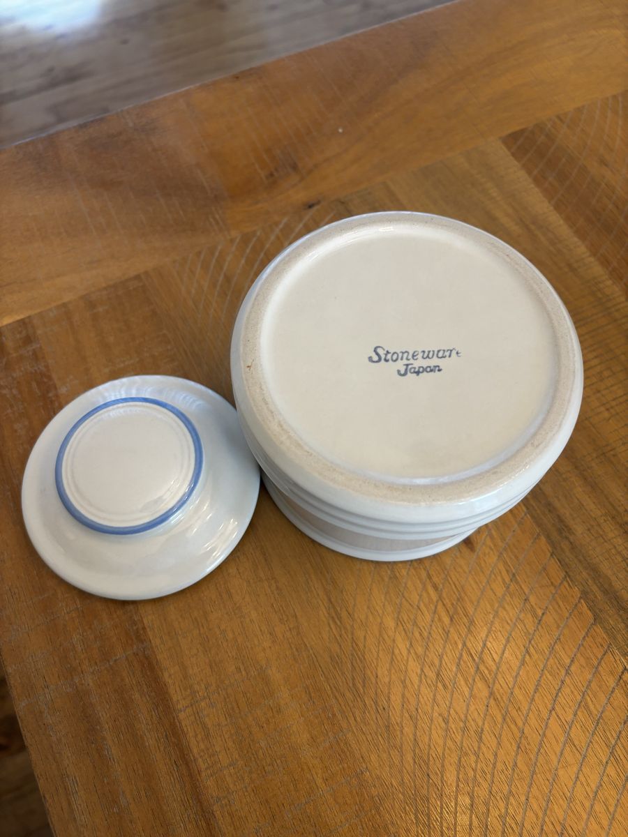 Main image 7