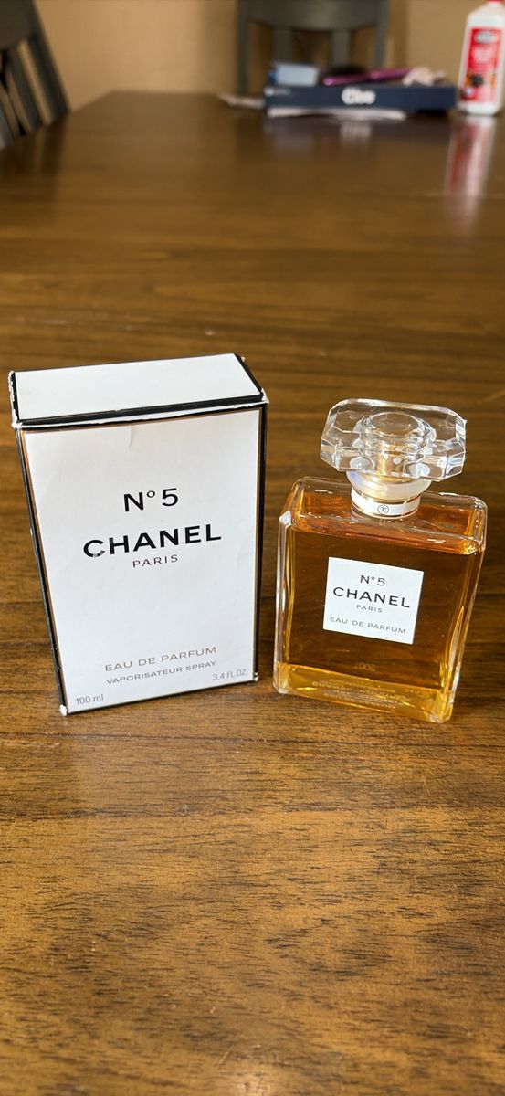 Like New CHANEL N°5 Eau De Parfum Spray 3.4 oz (100ml) w/ Box - Sprayed Once