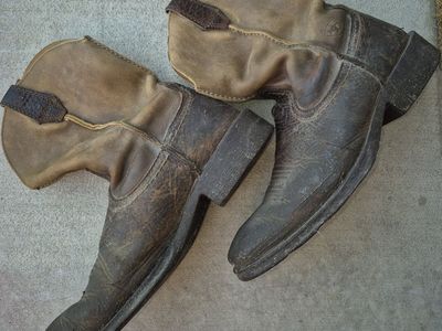 Ariat 9.5 D Men's Rambler Western Leather Boots
