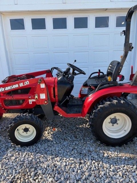 2013 Branson Tractor 2400 H