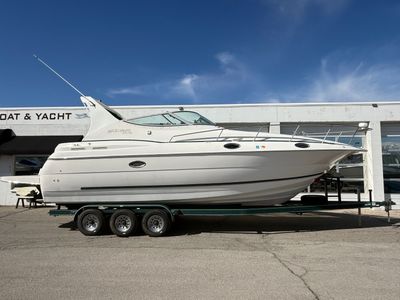 1997 30' Cruisers Yachts 3075 Rogue
