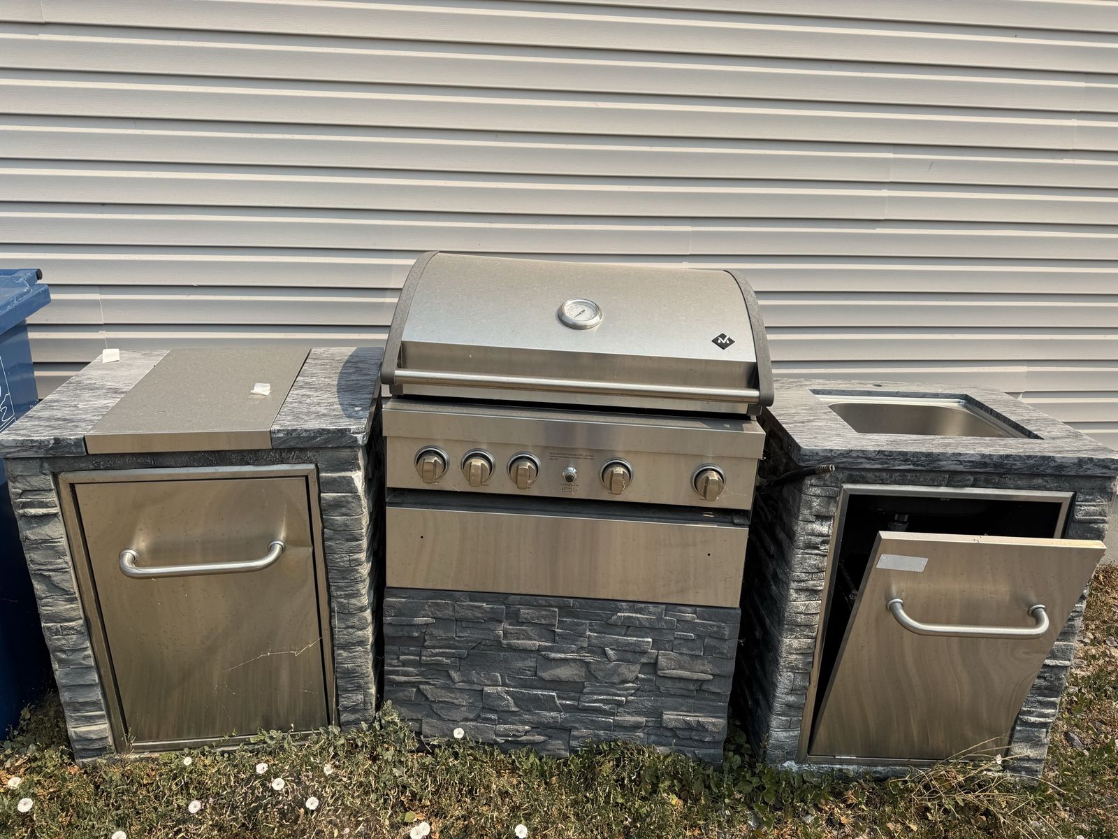 Outdoor Kitchen Grill Island with Side Burner and Sink - Perfect for Patio Entertaining