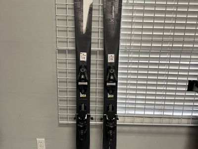Armada Declivity X 102 188cm w/Atomic Strive 11 GW Bindings-Lightly Used 2026
