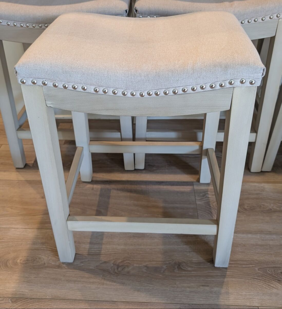 Set of 4 wood barstools