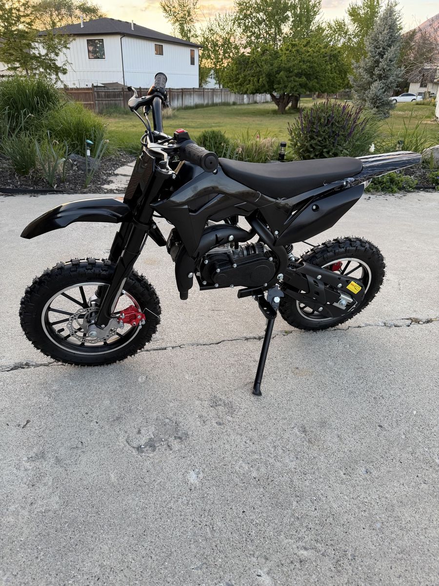 50cc Kids Dirt Bike 2-Stroke New