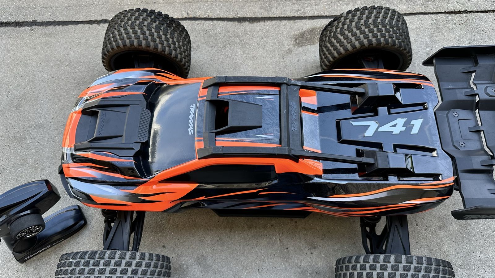 Great Condition Traxxas XRT 1/5 8S Scale Truggy