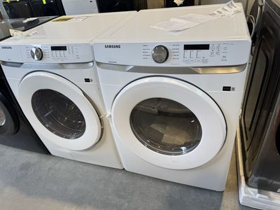 New open box Samsung 4.5 cu. ft. Front Load Washer with Vibration Reduction Technology+ and 7.5 cu. ft. ELECTRIC Dryer