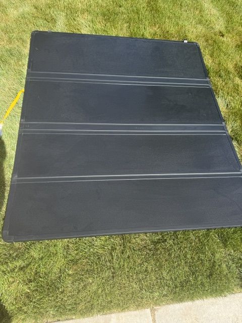 Tonneau Cover for Chevy Silverado/GMC Sierra 1500
