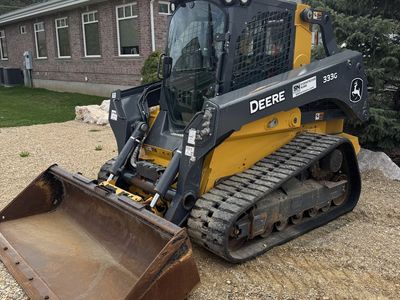 John Deere 333G