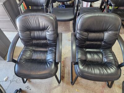 Chairs, Table with detachable legs.