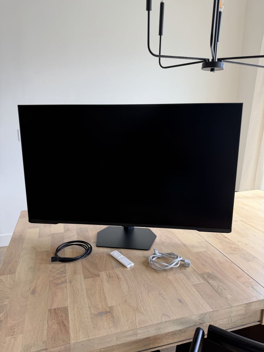43” Samsung Odyssey Neo G7 Monitor