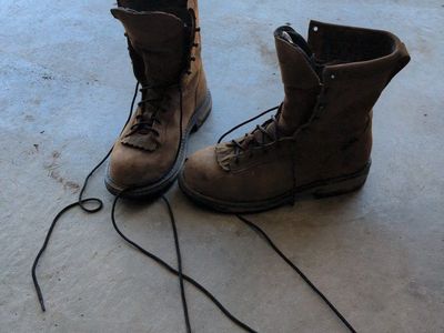 rocky Men's Work Boots - Size 11.5 - Durable Leather Soles composite toe wore 2 times