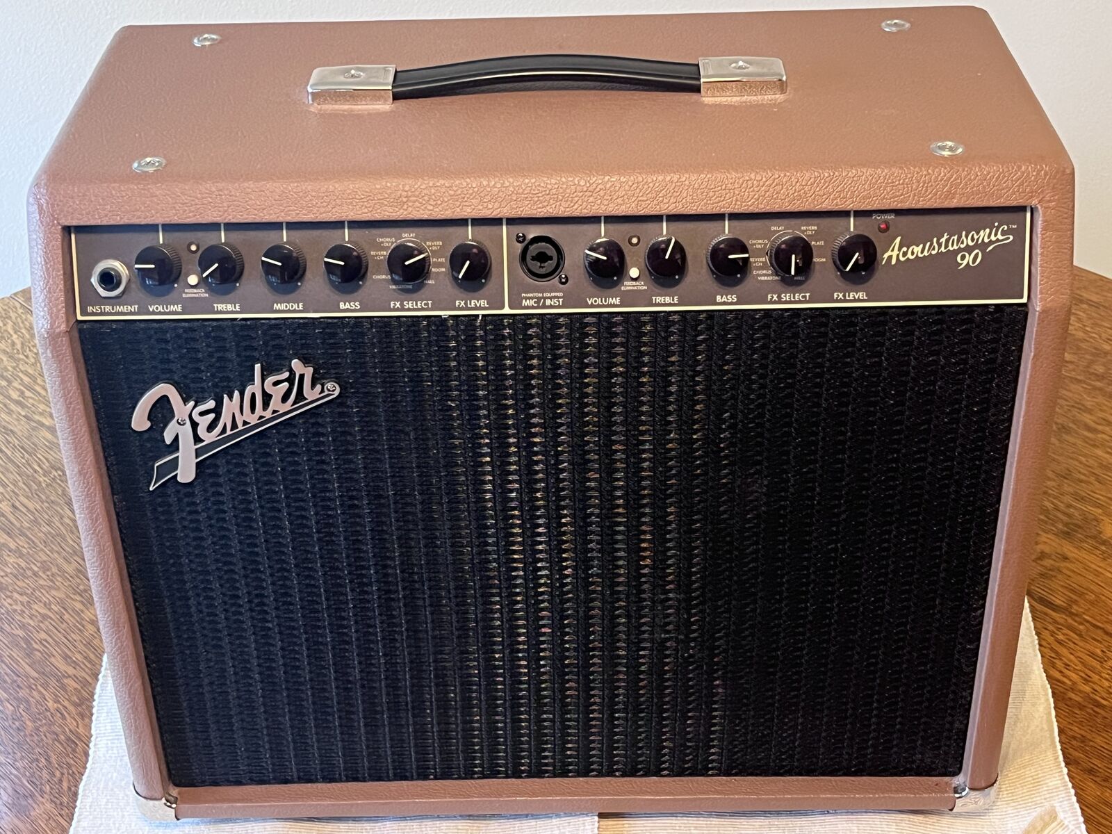 Fender Acoustasonic 90 combo amp