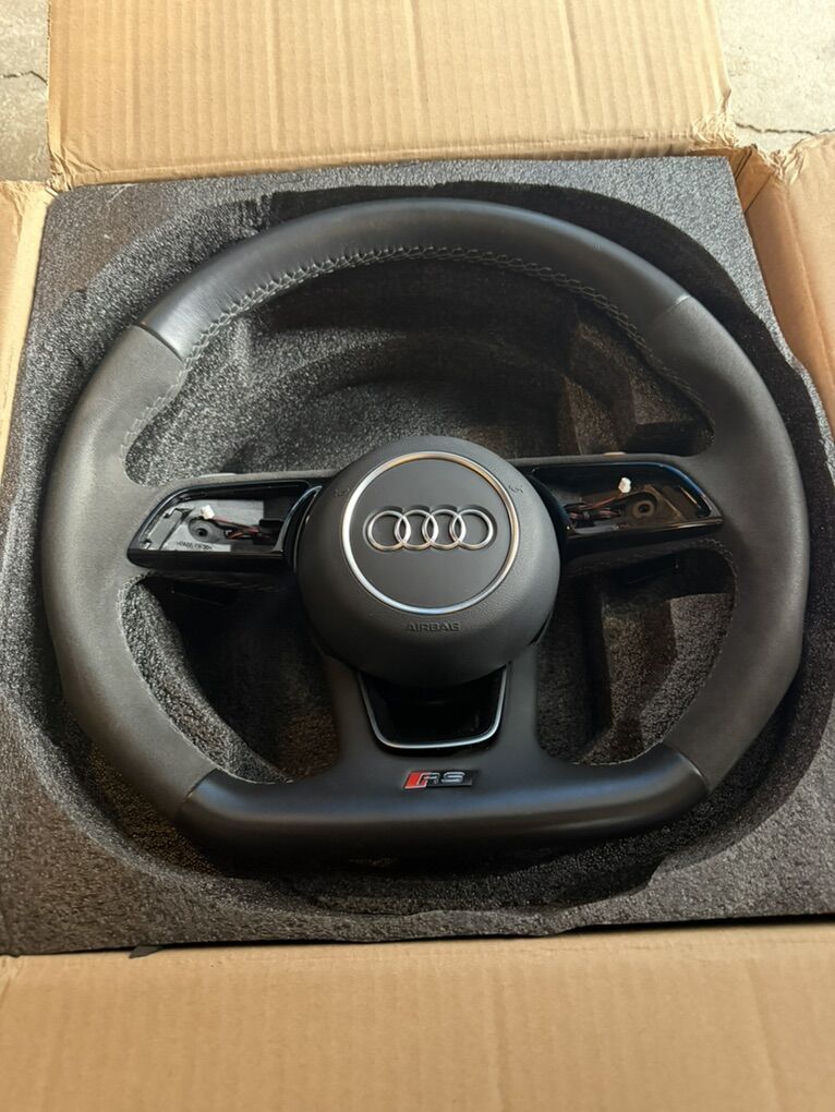 2018 AudI RS3 OEM steering Wheel.