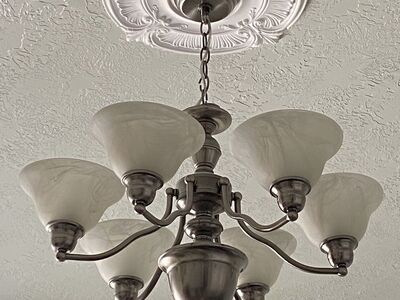 Ceiling light chandelier style