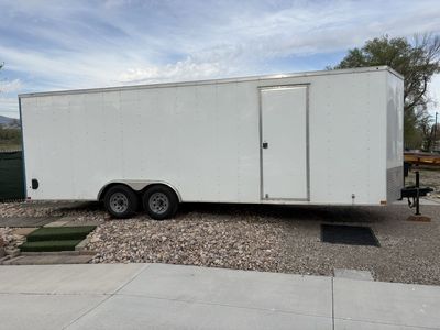 24' X 8.5' Wells Cargo Enclosed V-nosed CarTrailer
