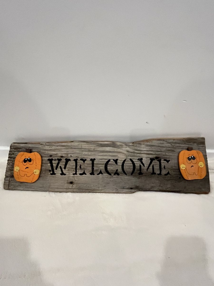 Driftwood Welcome Sign