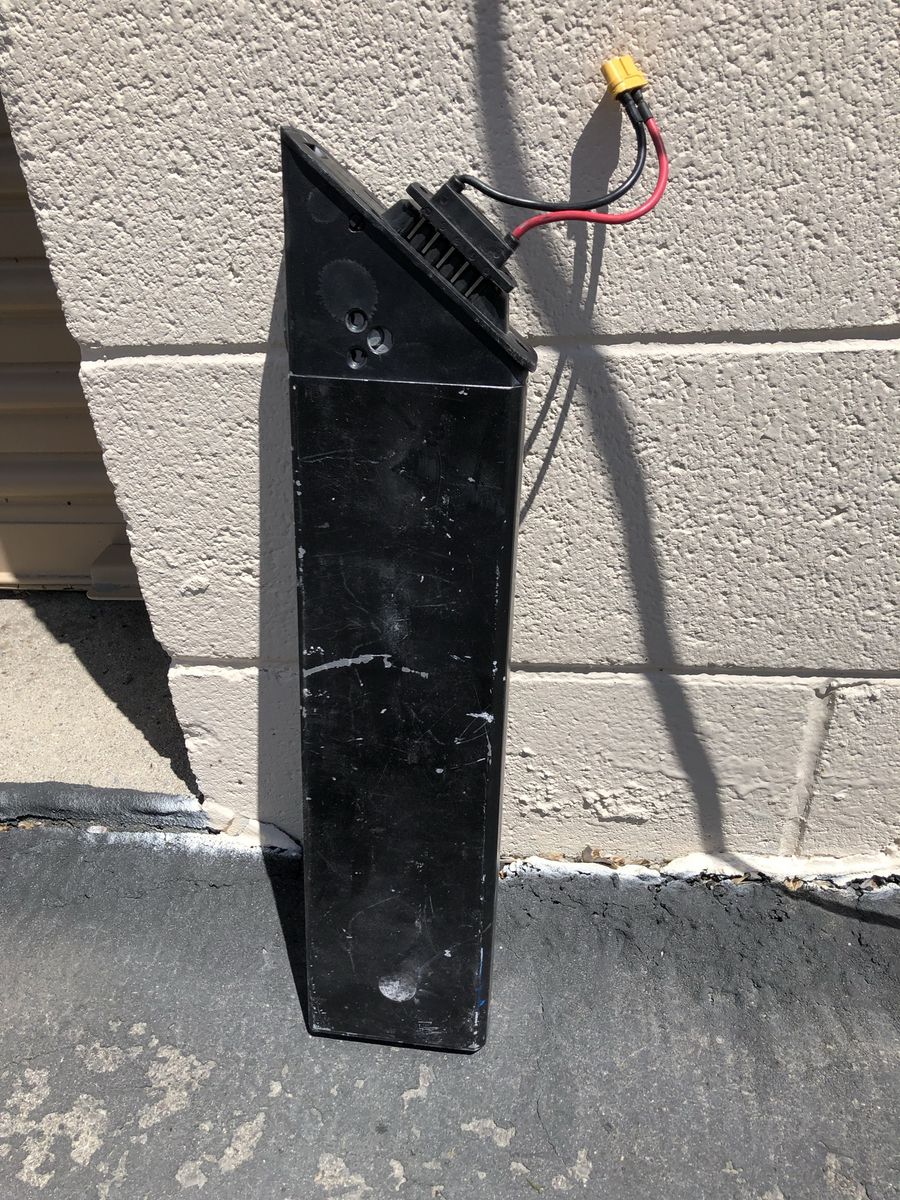 E-Bike / Electric Scooter Integrated Frame Battery Pack with XT60 Connector
