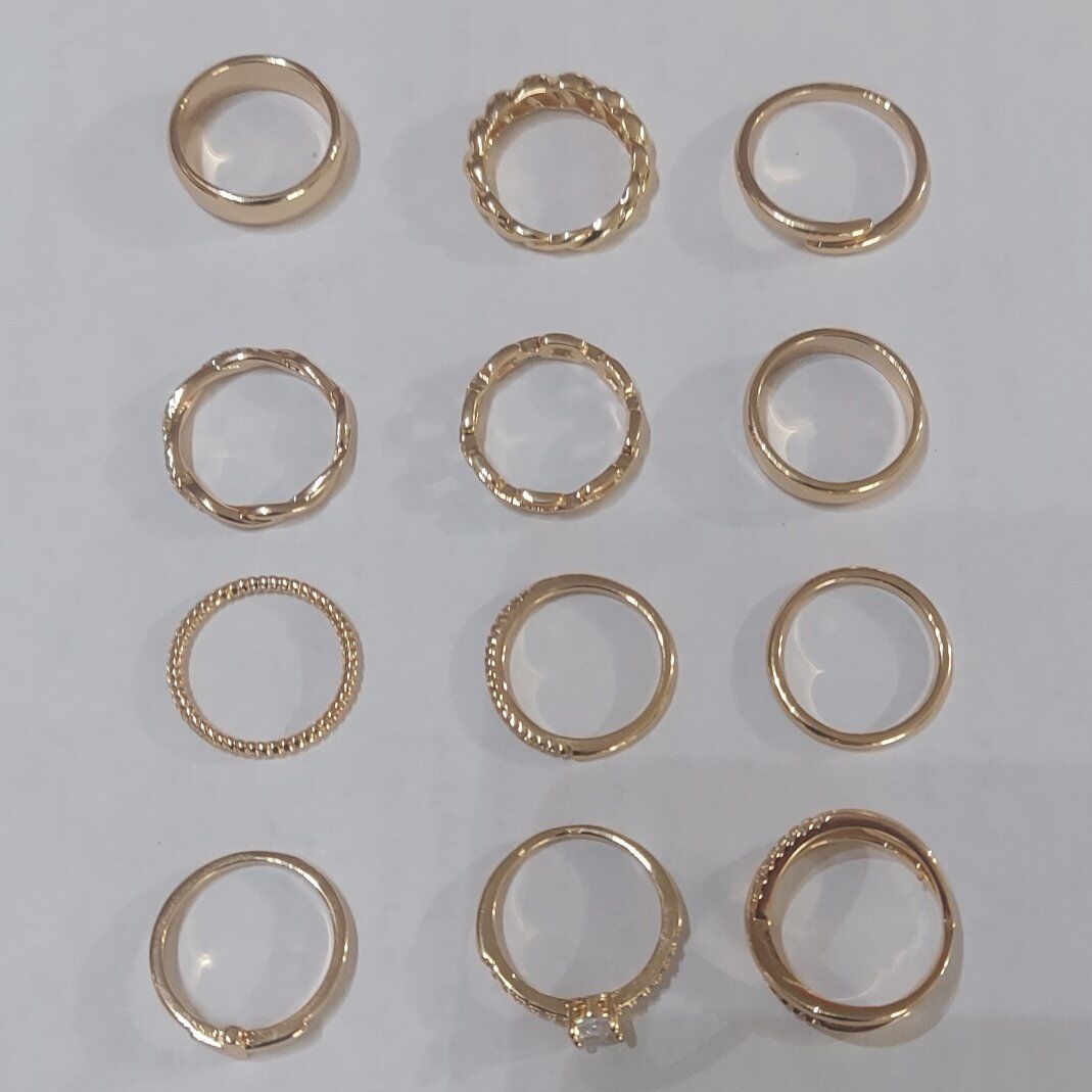 Lot of 12 14K Gold Plated Rings