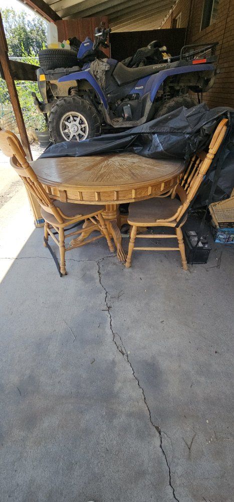 Vintage Round Oak Pedestal Dining Table Set with Chairs