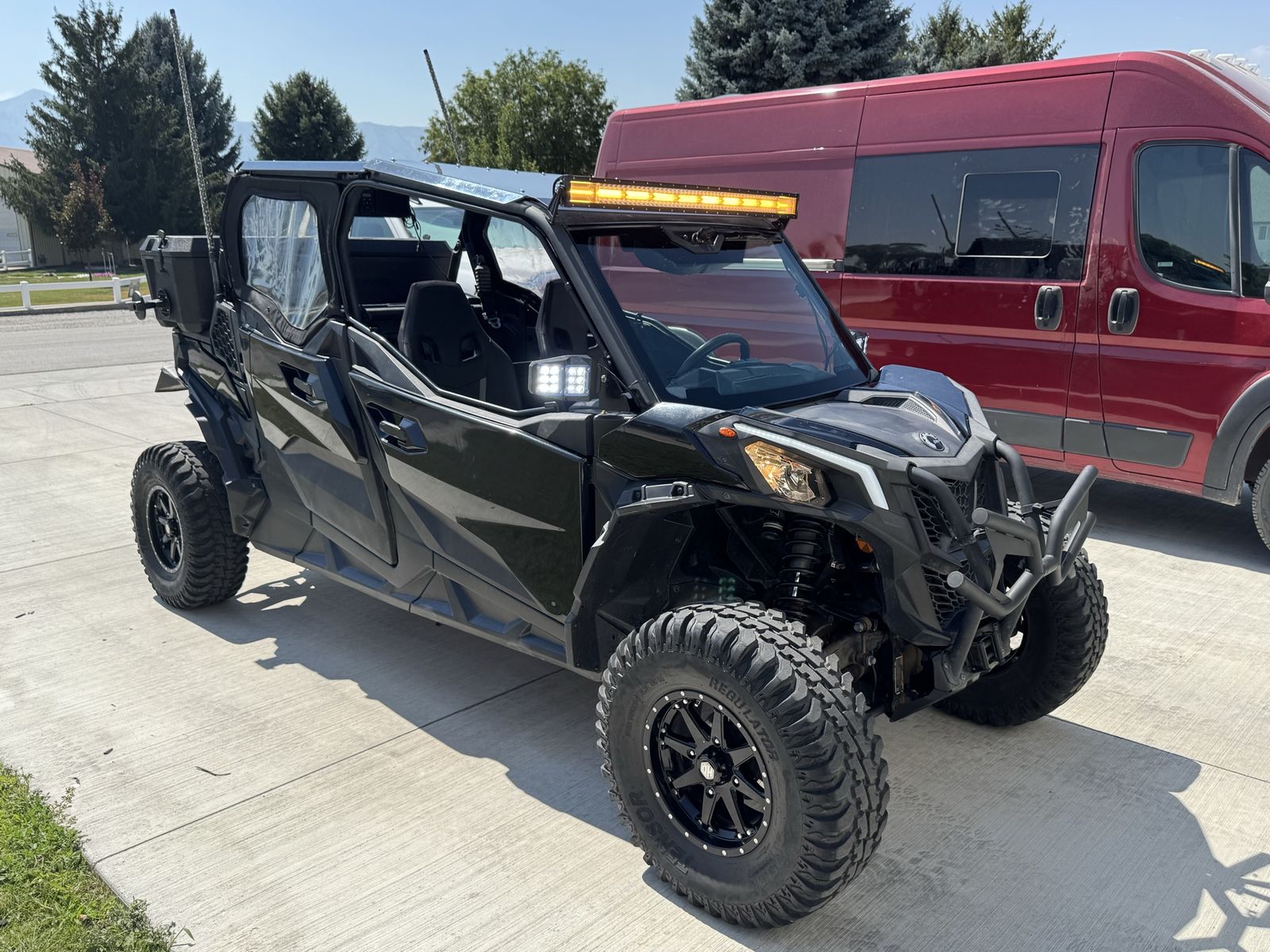2021 Can Am Maverick Sport 1000R DPS 