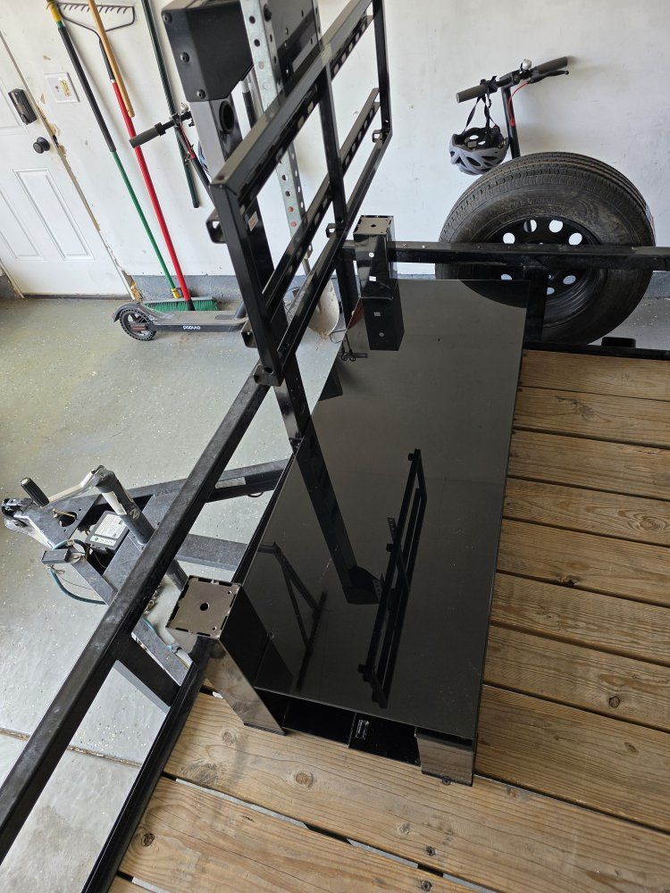 Main image 3
